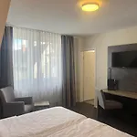 Jellentrup - Adults Only 3*